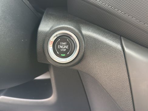 Used 2023 Chevrolet TrailBlazer LT FWD image 28