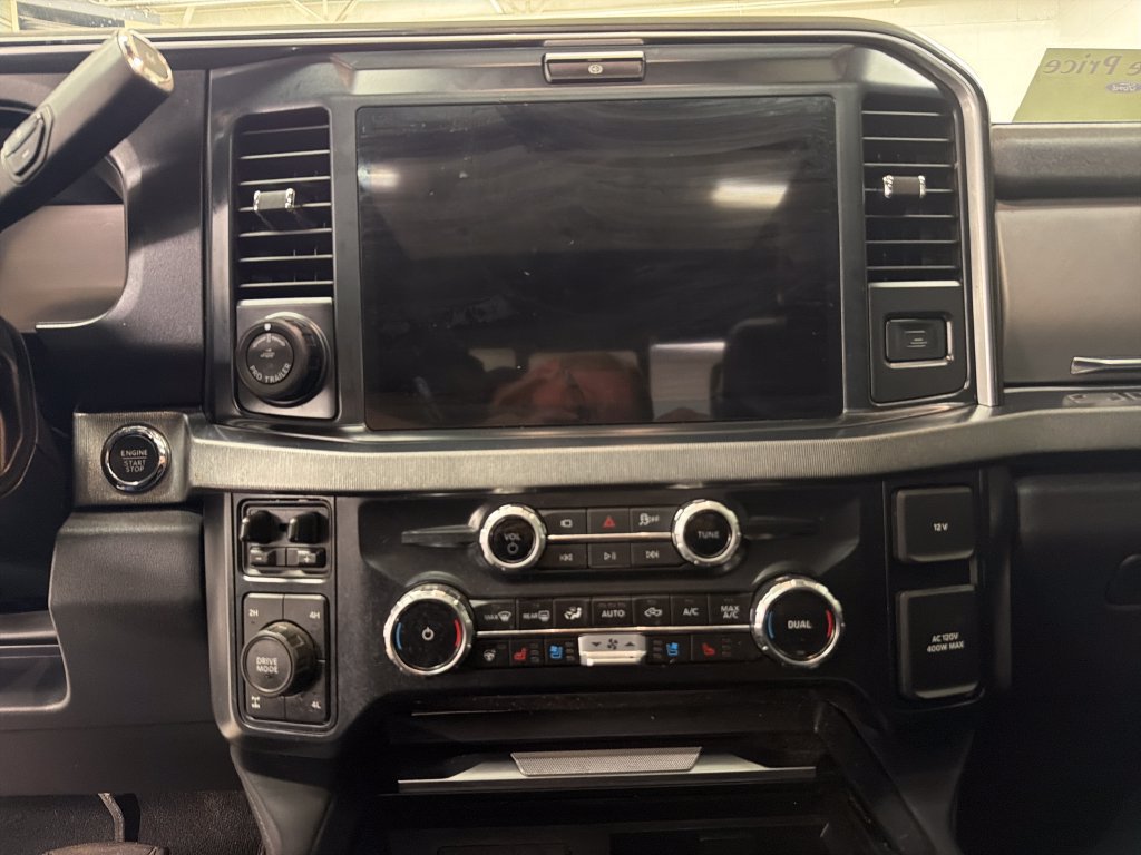 Certified 2025 Ford F350 Platinum AWD/4WD image 24