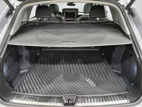 Used 2025 Audi Q5 Premium AWD/4WD image 6