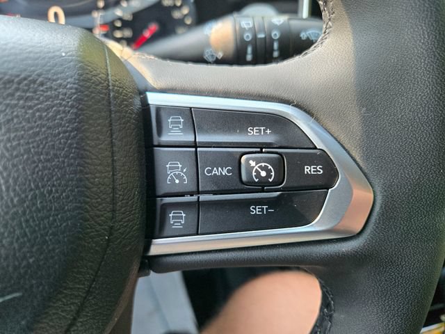 Used 2023 Jeep Compass Limited w/ Elite Group AWD/4WD image 19