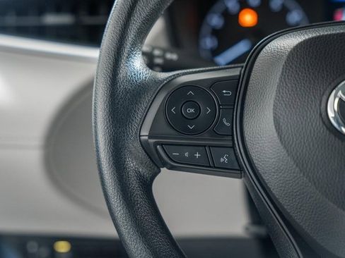 Certified 2024 Toyota Corolla Cross L image 27