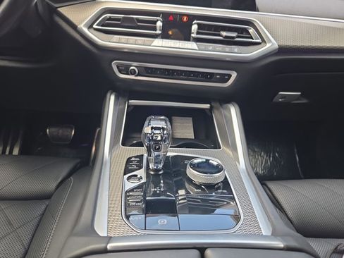 Used 2023 BMW X6 xDrive40i w/ M Sport Package image 15