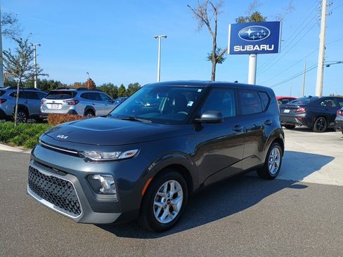 Used 2022 Kia Soul LX w/ Technology Package image 1