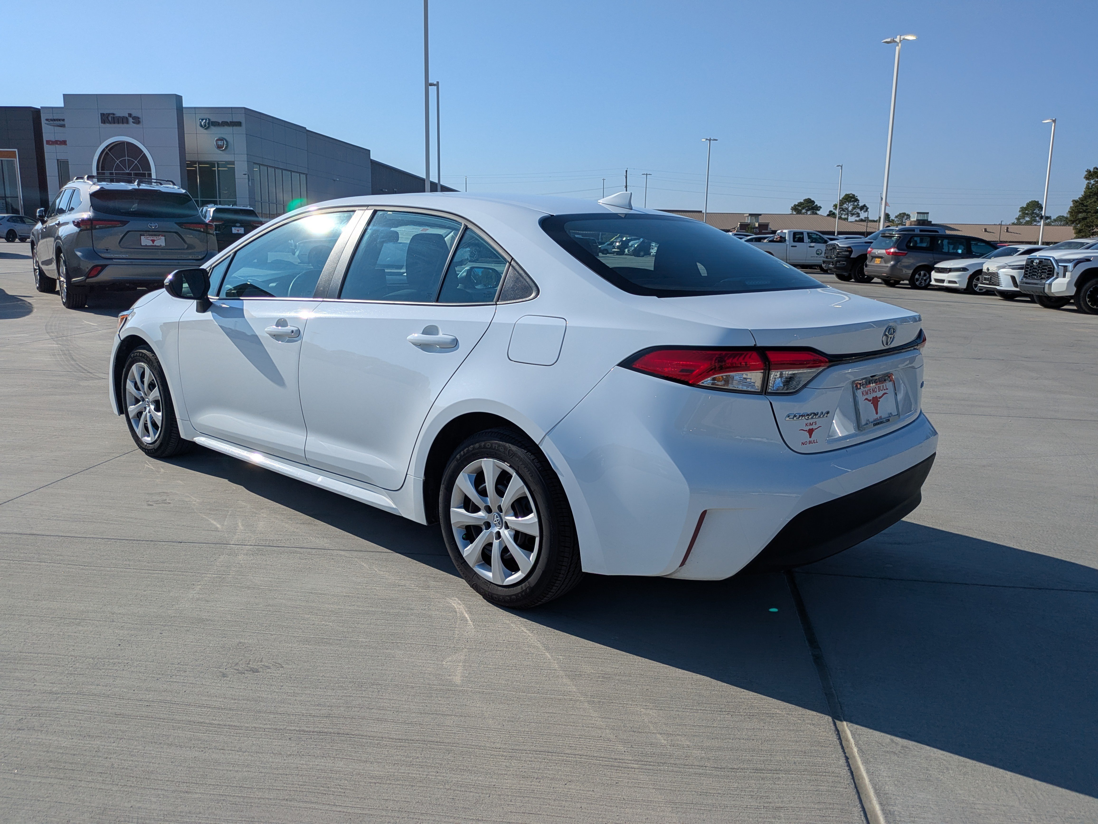 Certified 2025 Toyota Corolla LE FWD image 3