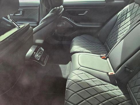 Used 2021 Mercedes-Benz S 580 4MATIC Sedan image 11