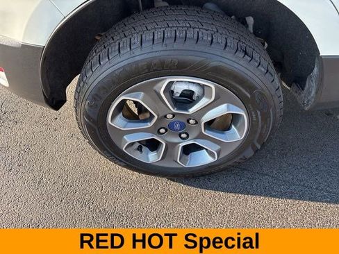 Used 2022 Ford EcoSport S image 40