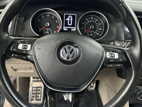 Used 2019 Volkswagen Golf Alltrack S AWD/4WD image 15