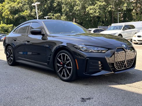 Used 2023 BMW i4 eDrive40 w/ M Sport Package RWD image 5