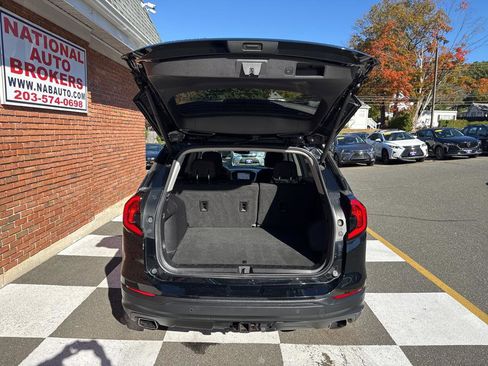 Used 2018 GMC Terrain SLE w/ Driver Convenience Package image 34