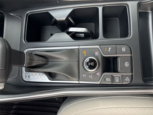 New 2025 Kia Sorento S image 39