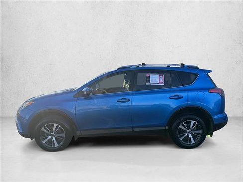 Used 2016 Toyota RAV4 XLE image 2