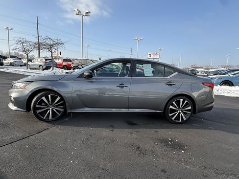 Used 2022 Nissan Altima 2.5 SR image 5