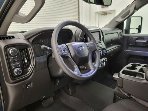 Used 2025 Chevrolet Silverado 2500 Custom w/ Custom Value Package AWD/4WD image 32