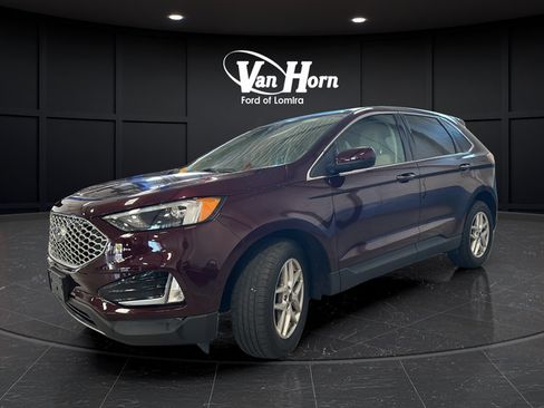 Used 2024 Ford Edge SEL w/ Convenience Package AWD/4WD image 3