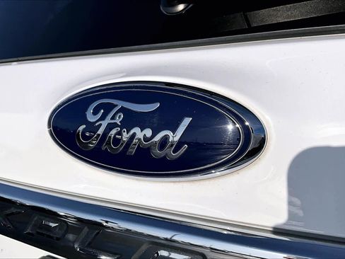 Used 2018 Ford Explorer 4WD image 30