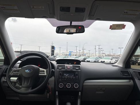 Used 2015 Subaru Forester 2.5i w/ Alloy Wheel Package image 29