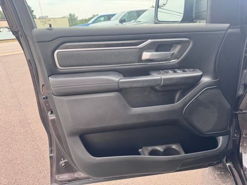 Used 2019 RAM 1500 Big Horn AWD/4WD image 9