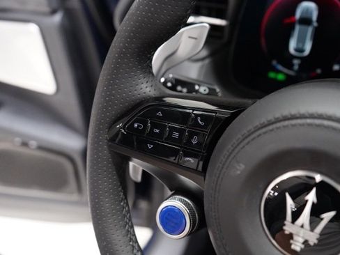 New 2025 Maserati Grecale Modena image 20