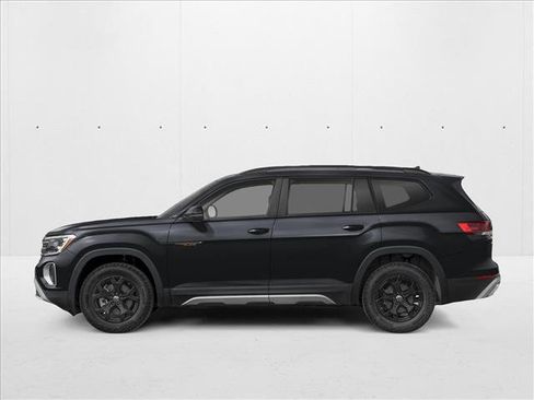 New 2026 Volkswagen Atlas Peak Edition AWD/4WD image 3