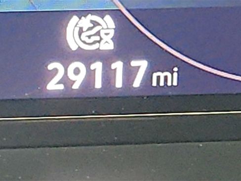 Used 2024 Volkswagen Atlas SE image 18