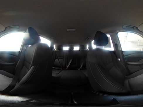 Used 2025 Nissan Rogue SV FWD image 39