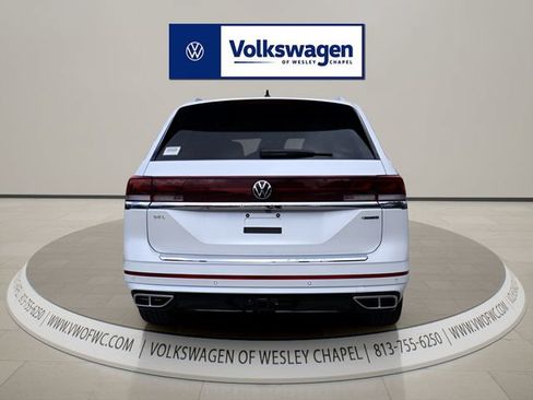 Certified 2026 Volkswagen Atlas SEL Premium R-Line AWD/4WD image 6