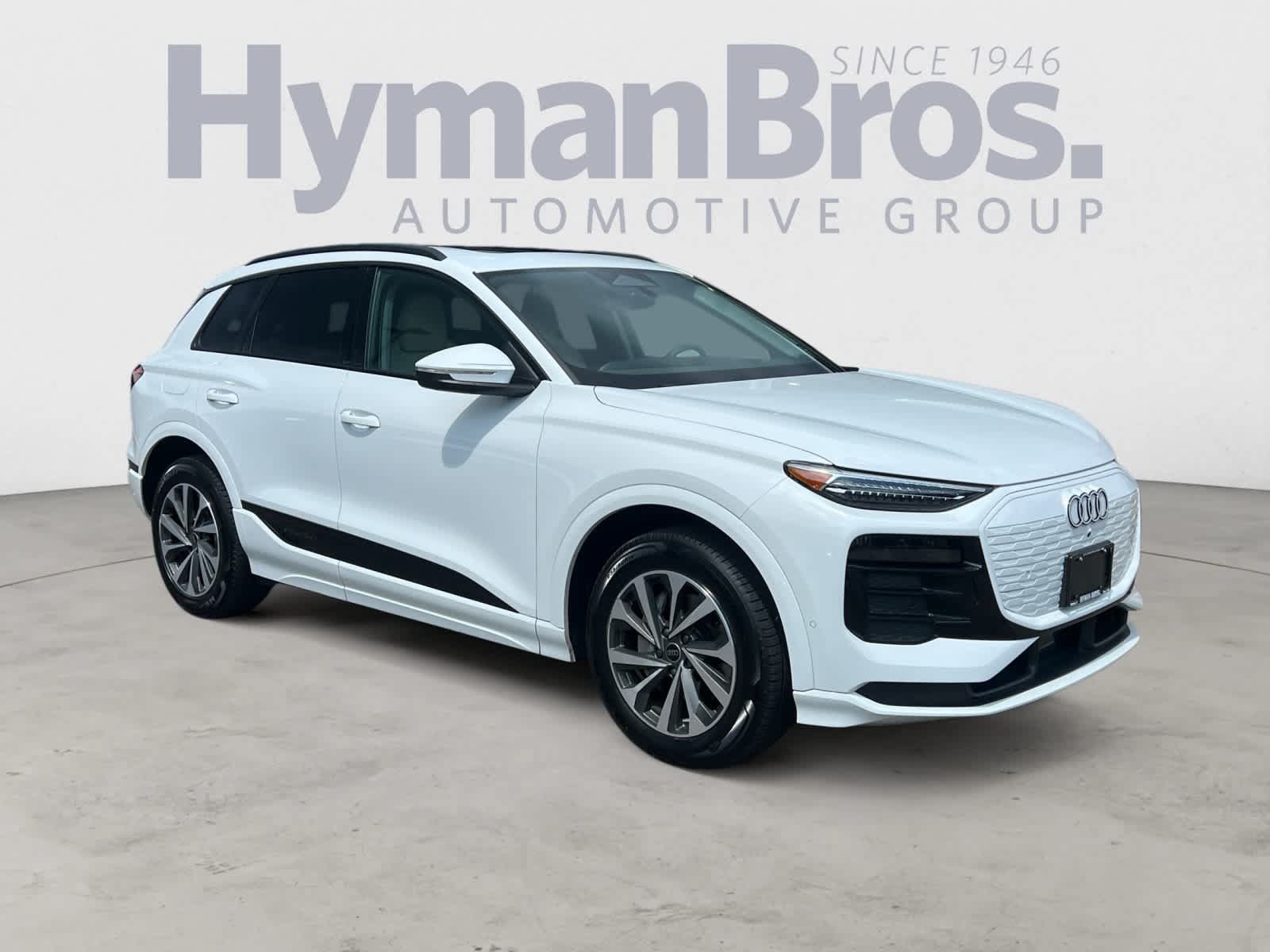 Used 2025 Audi Q6 e-tron Premium Plus AWD/4WD image 1