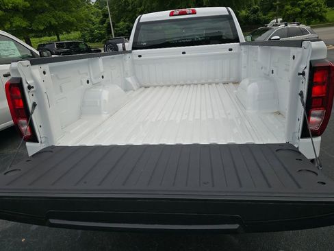 New 2025 GMC Sierra 1500 Pro image 7