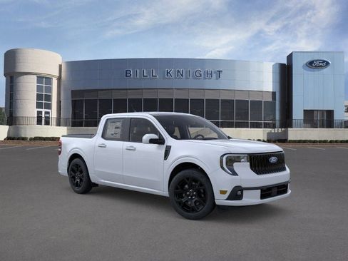 New 2026 Ford Maverick Lobo AWD/4WD image 1
