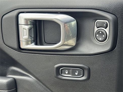 Used 2025 Jeep Wrangler Unlimited Sport S 4xe image 31