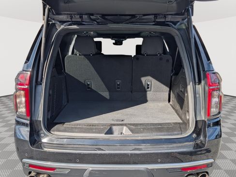 Used 2023 Chevrolet Suburban High Country w/ Advanced Technology Package AWD/4WD image 15