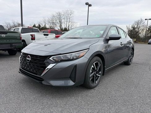 New 2025 Nissan Sentra SV image 2