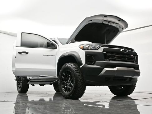 Certified 2024 Chevrolet Colorado Trail Boss w/ Advanced Trailering Package image 49