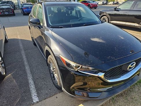 Used 2017 MAZDA CX-5 Sport FWD image 3