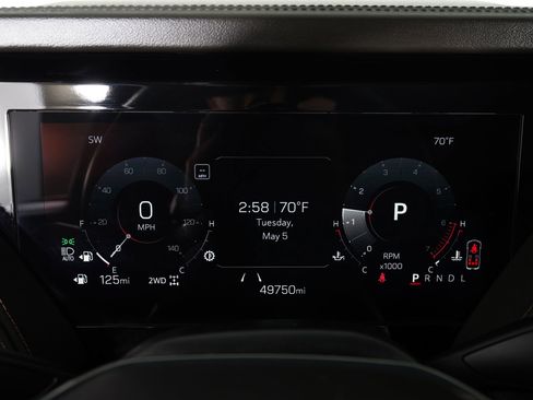 Used 2025 GMC Yukon AT4 w/ AT4 Premium Plus Package AWD/4WD image 20