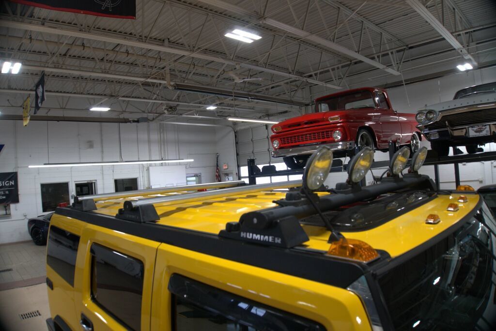 Used 2003 HUMMER H2 w/ Preferred Equipment Group AWD/4WD image 31