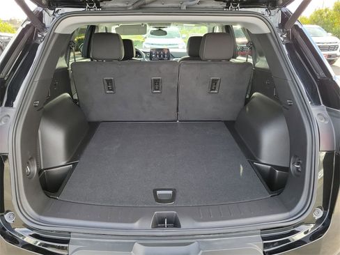 Used 2025 Chevrolet Blazer LT w/ Convenience Package image 24