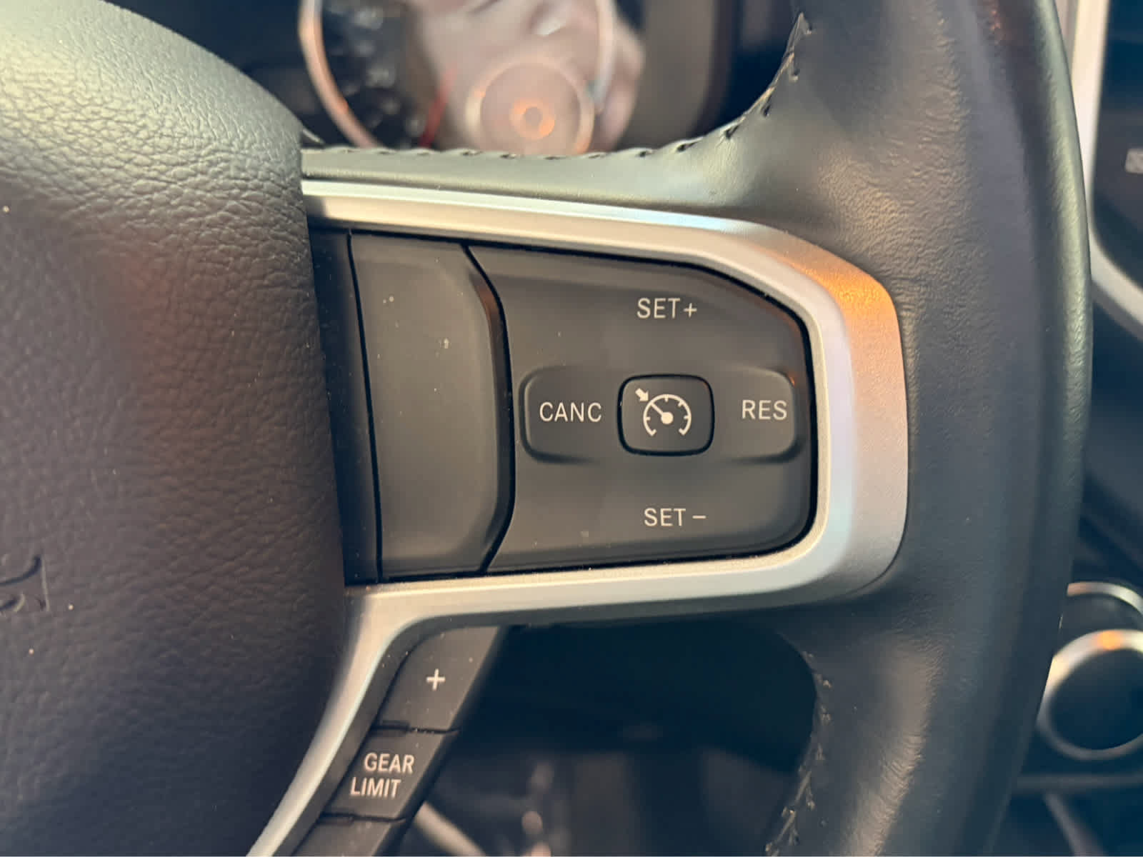 Used 2023 RAM 1500 Big Horn AWD/4WD image 28