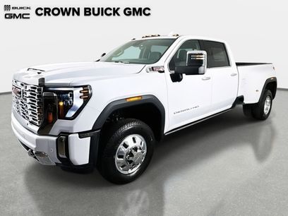 New 2026 GMC Sierra 3500 Denali w/ Denali Reserve Package