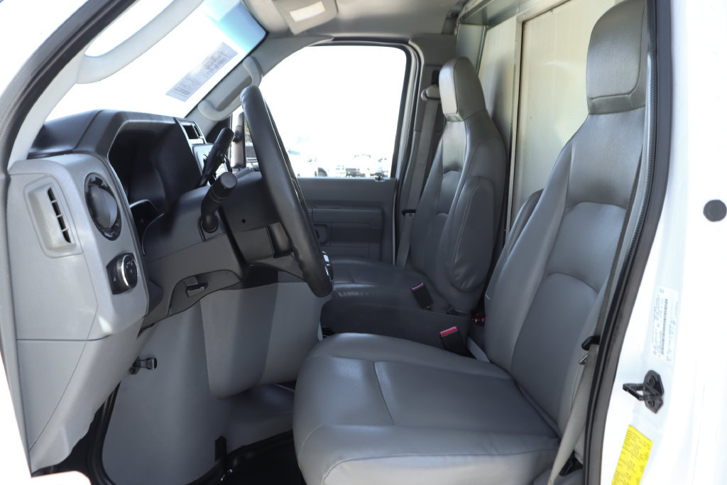 Used 2022 Ford E-450 and Econoline 450 Super Duty w/ Power Windows & Locks Group RWD image 15