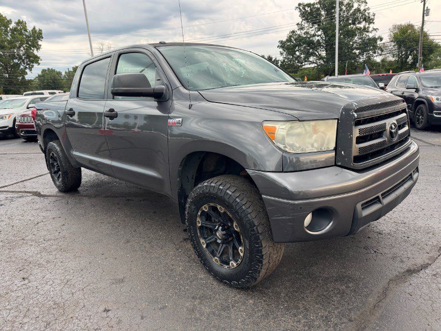 Used 2012 Toyota Tundra 4x4 CrewMax image 7