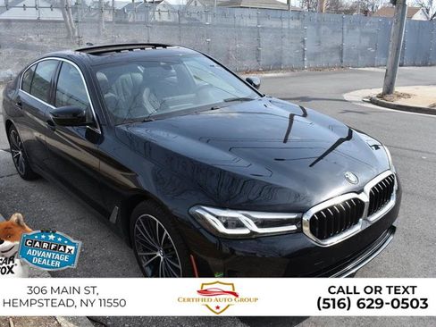 Used 2021 BMW 530i xDrive w/ Premium Package AWD/4WD image 4