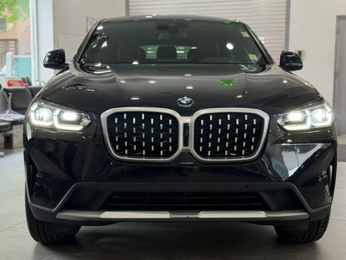 Used 2023 BMW X4 xDrive30i w/ Premium Package AWD/4WD image 2