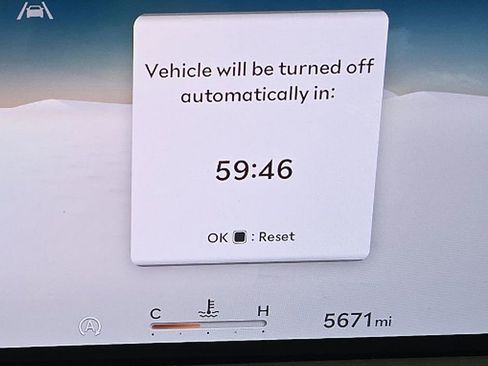 Used 2025 Genesis G80 2.5T Advanced image 8