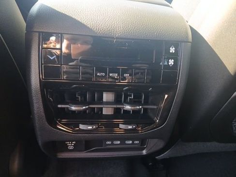 New 2026 Jeep Grand Cherokee L 4WD image 34