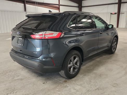 Used 2024 Ford Edge SEL w/ Sport Appearance Package AWD/4WD image 5