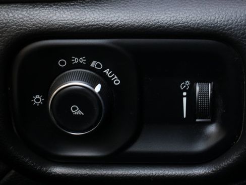 Used 2022 RAM 2500 Big Horn image 16