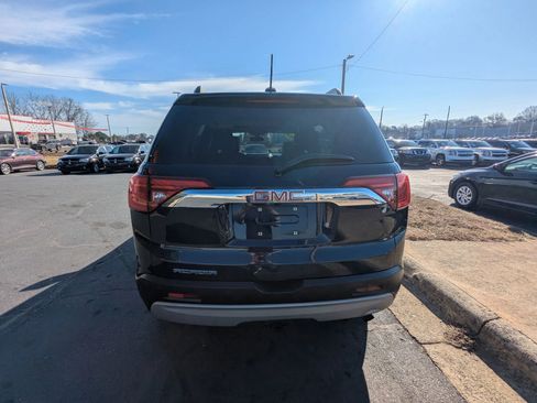 Used 2017 GMC Acadia SLT image 6