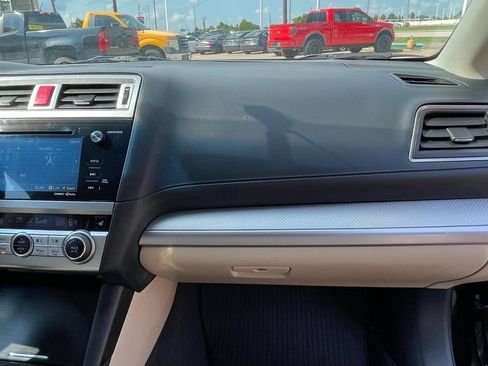 Used 2017 Subaru Legacy 2.5i Premium image 30