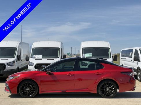 Used 2021 Toyota Camry XSE w/ Navigation Package image 3